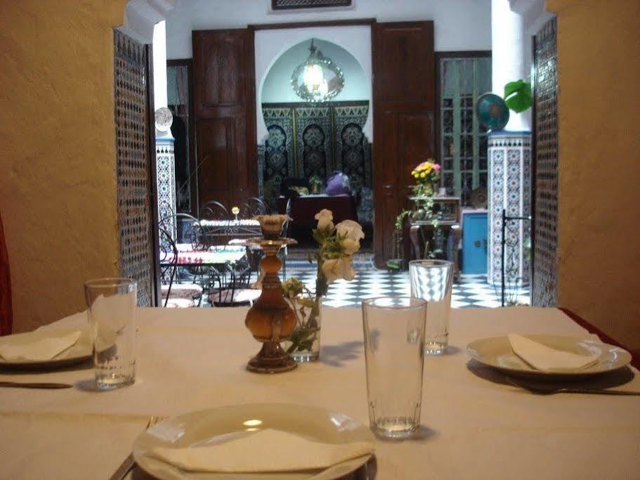 Hotel Riad Dalia Tétouan Buitenkant foto